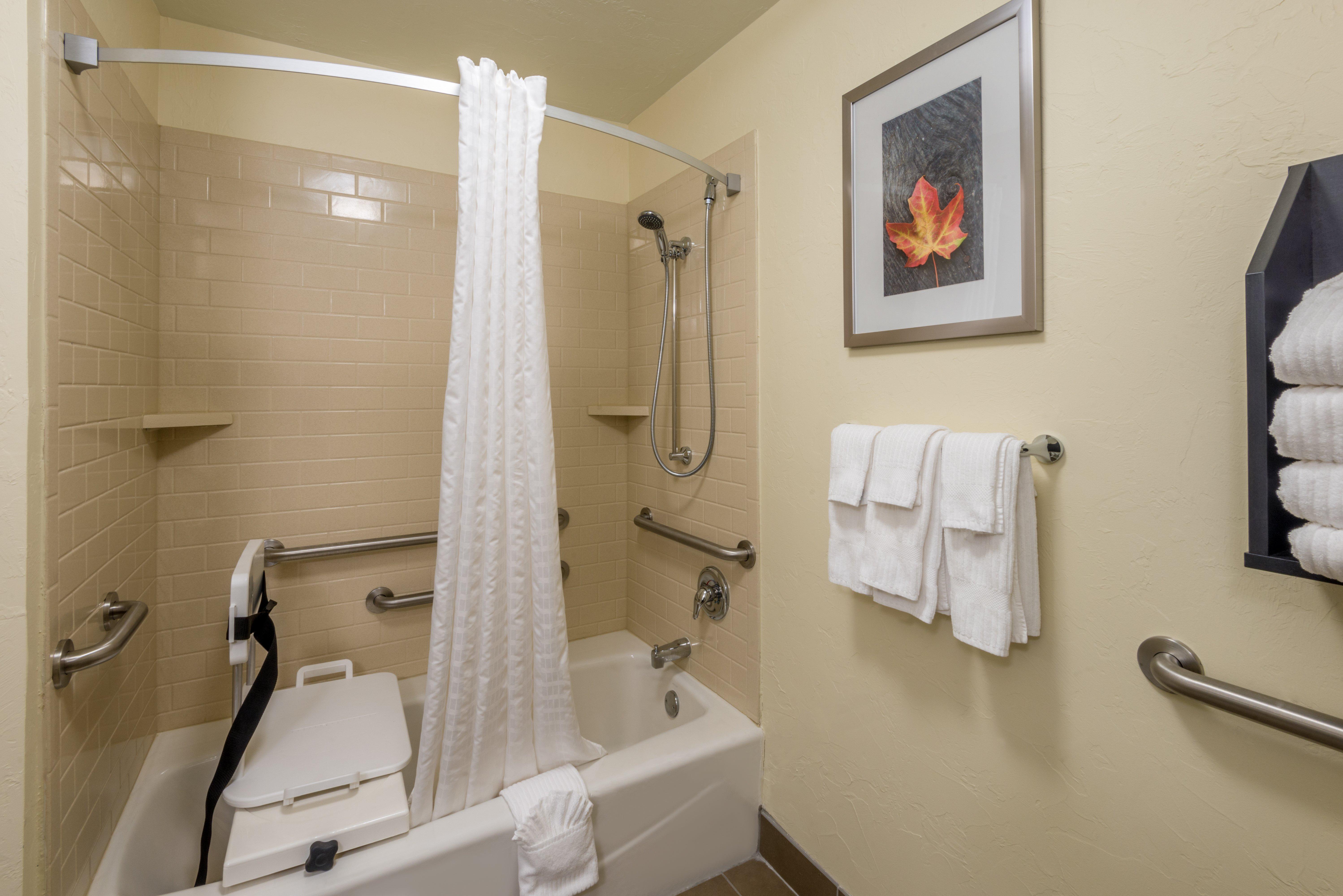 Candlewood Suites Del City By Ihg Εξωτερικό φωτογραφία