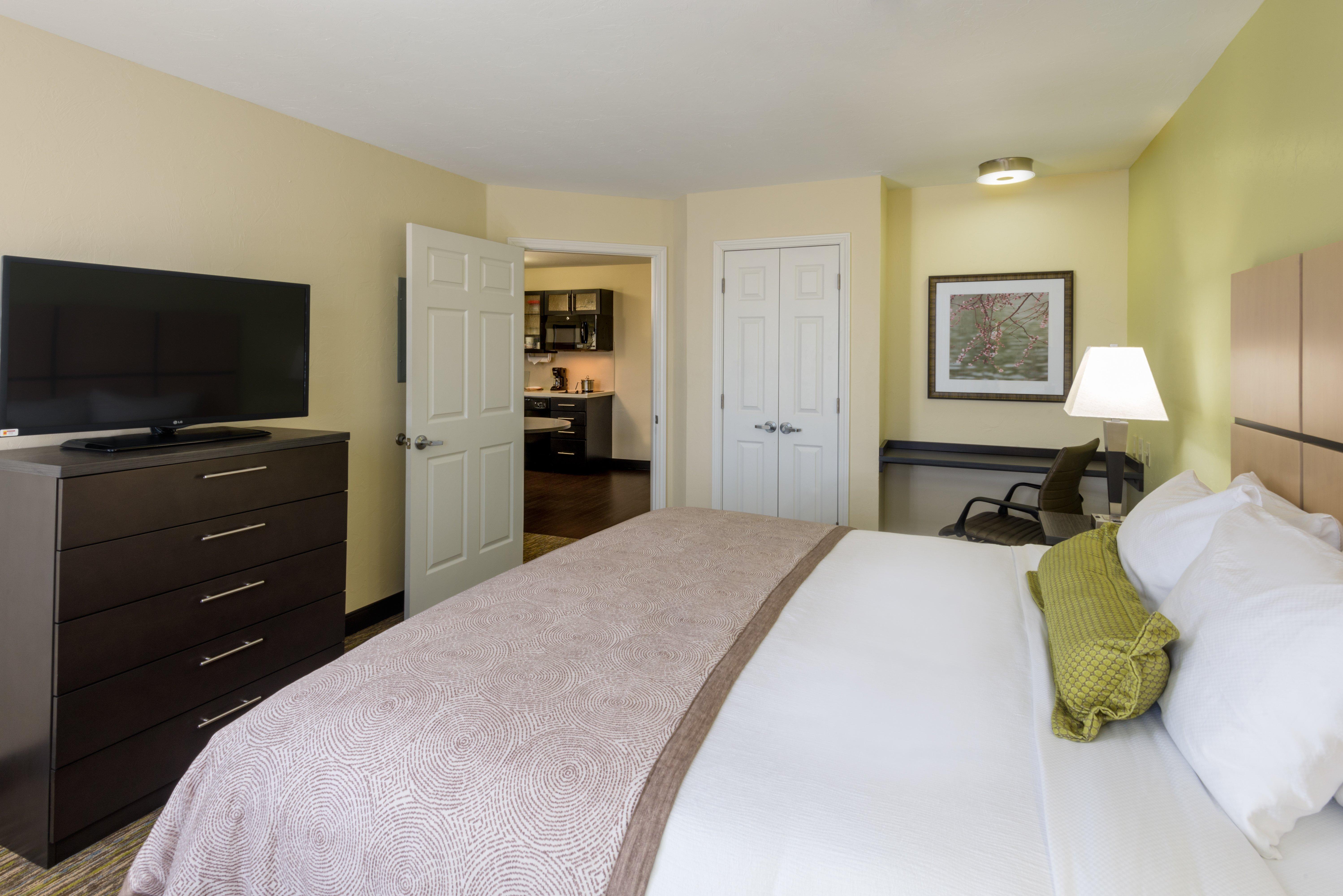 Candlewood Suites Del City By Ihg Εξωτερικό φωτογραφία